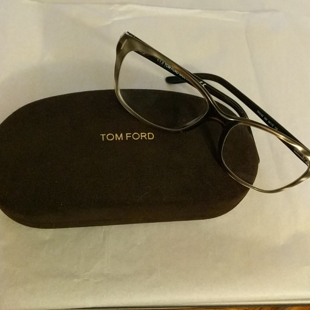 Tom Ford glasses TF5142 with tags